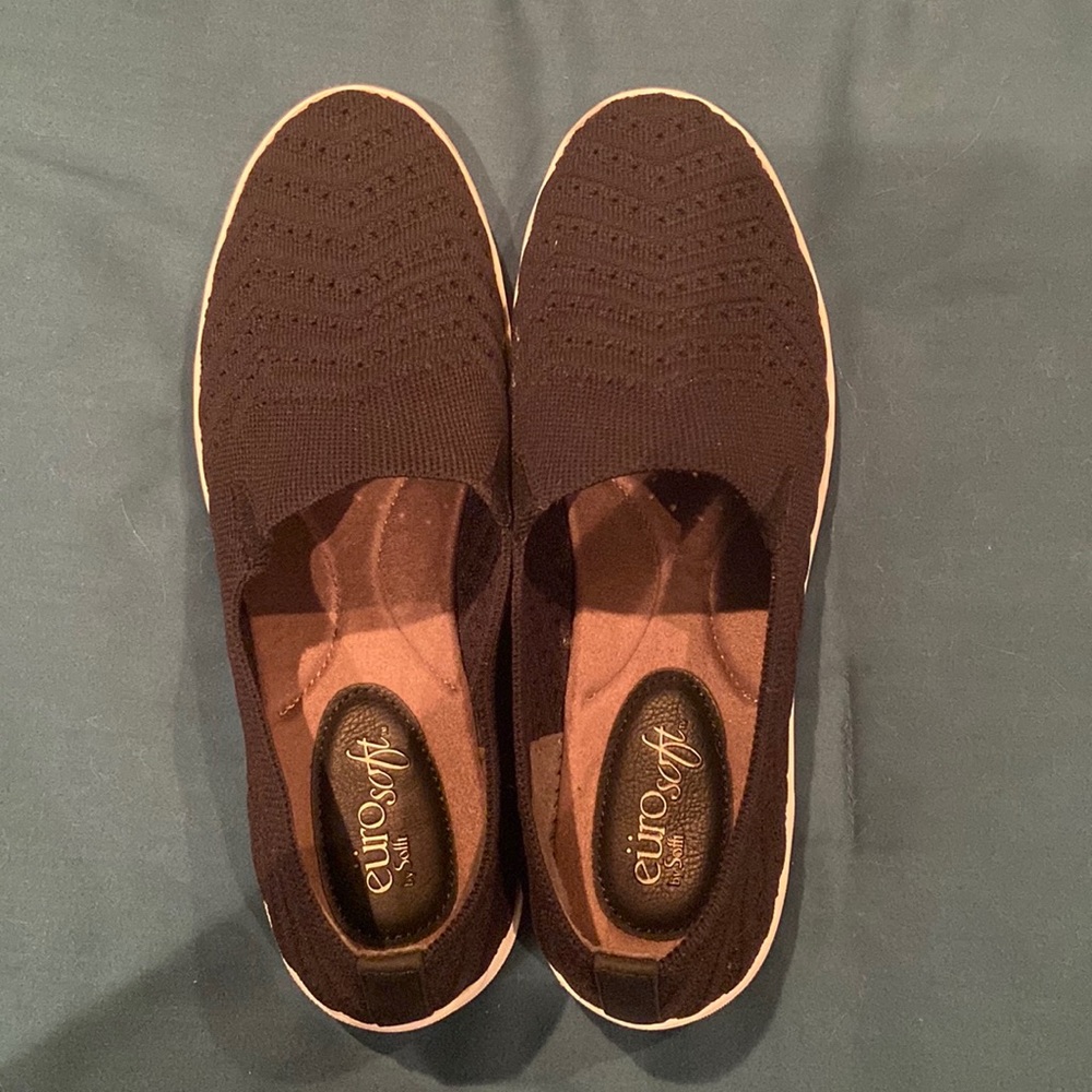 Black slip on shoes. Eurosoft shoes made by Sofft